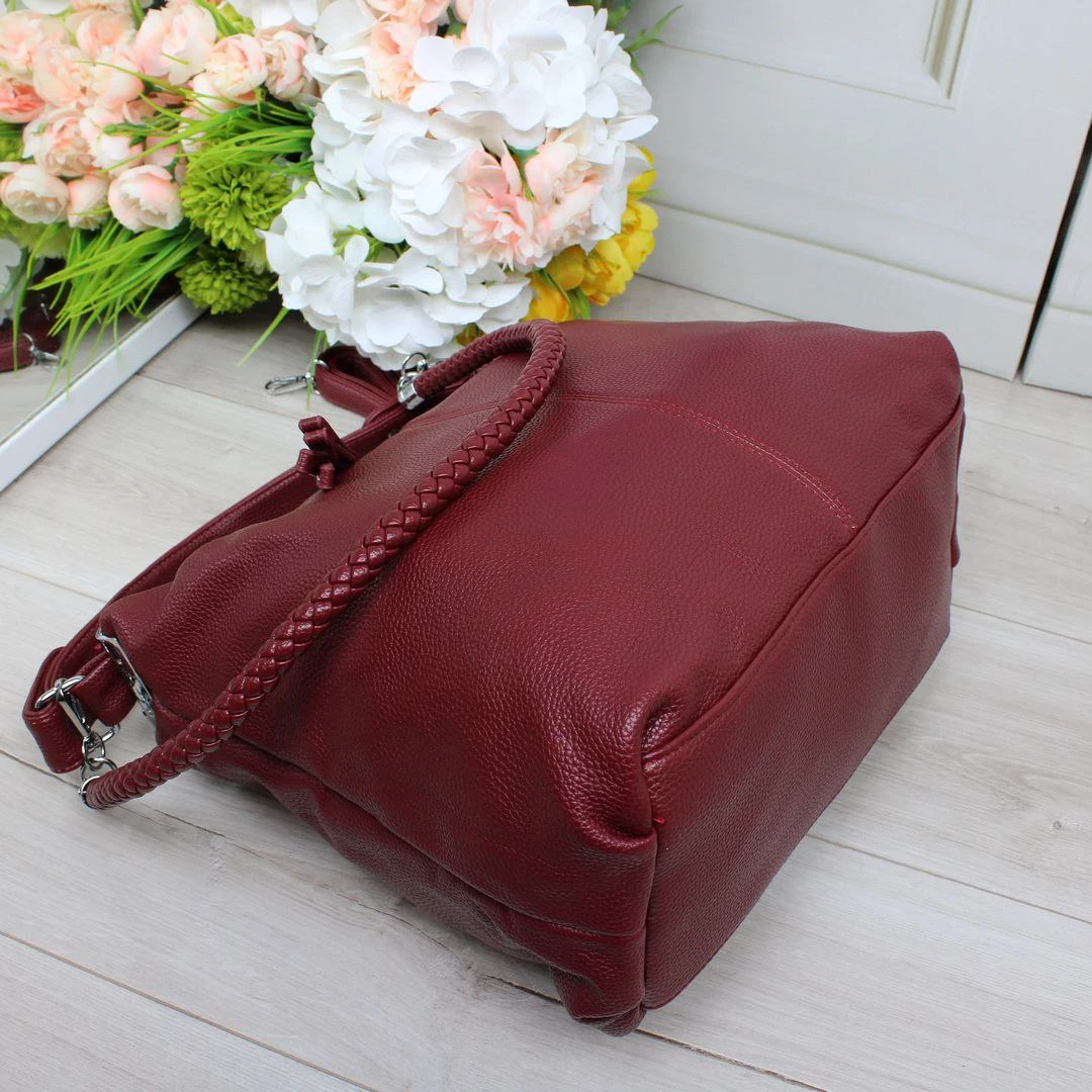 Жіноча червона сумка-мішок з екошкіри, містка модель формату А4