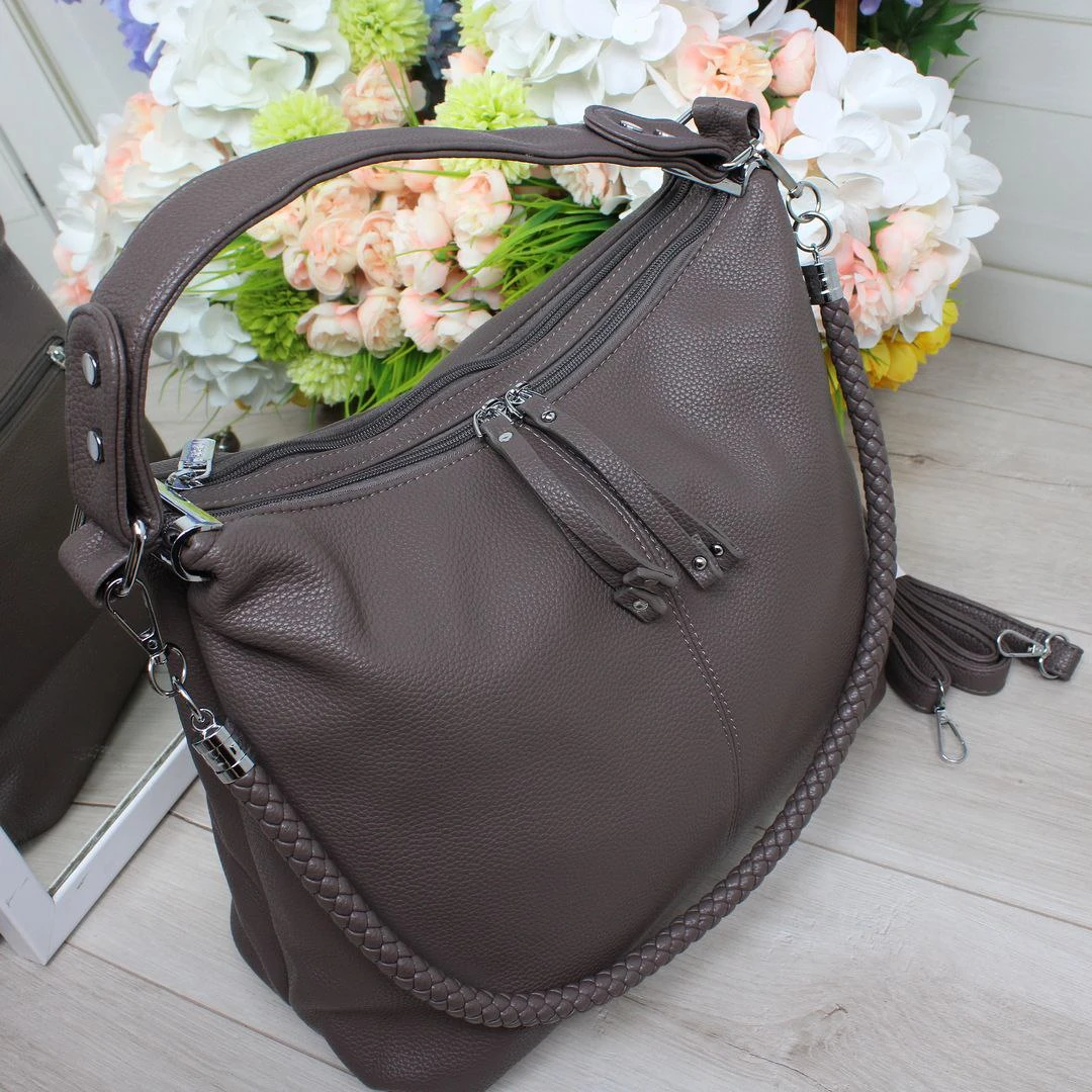 Жіноча сумка-мішок пильна троянда з екошкіри, містка модель формату А4