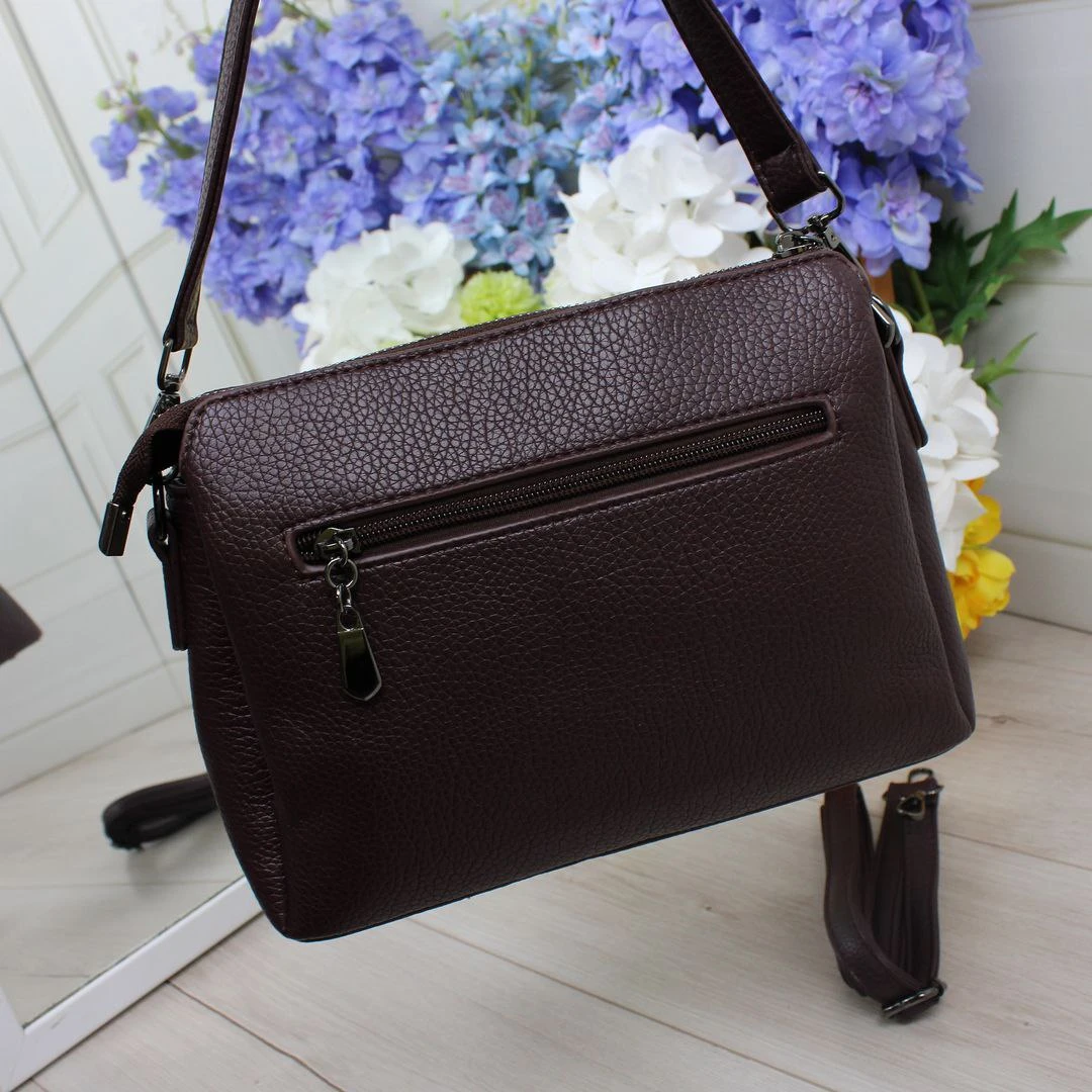 Жіноча бордова сумка через плече з екошкіри на три відділення