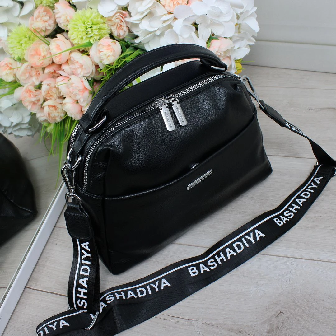 Жіноча чорна сумка через плече з екошкіри люкс якості