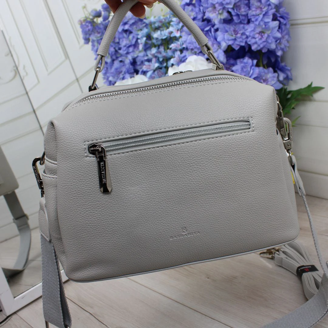 Жіноча сіра сумка через плече з екошкіри люкс якості