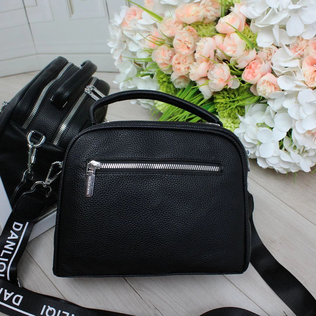 Жіноча чорна сумка крос-боді з екошкіри люкс якості через плече