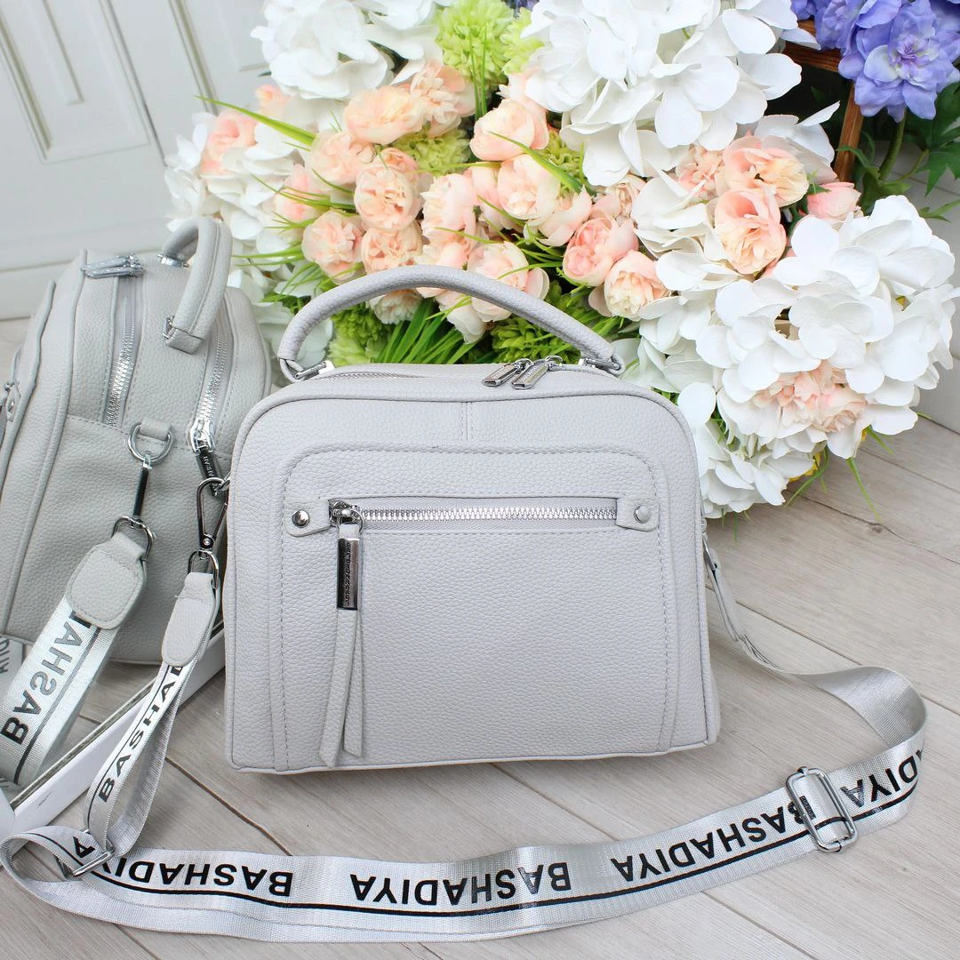 Жіноча сіра сумка крос-боді з екошкіри люкс через плече