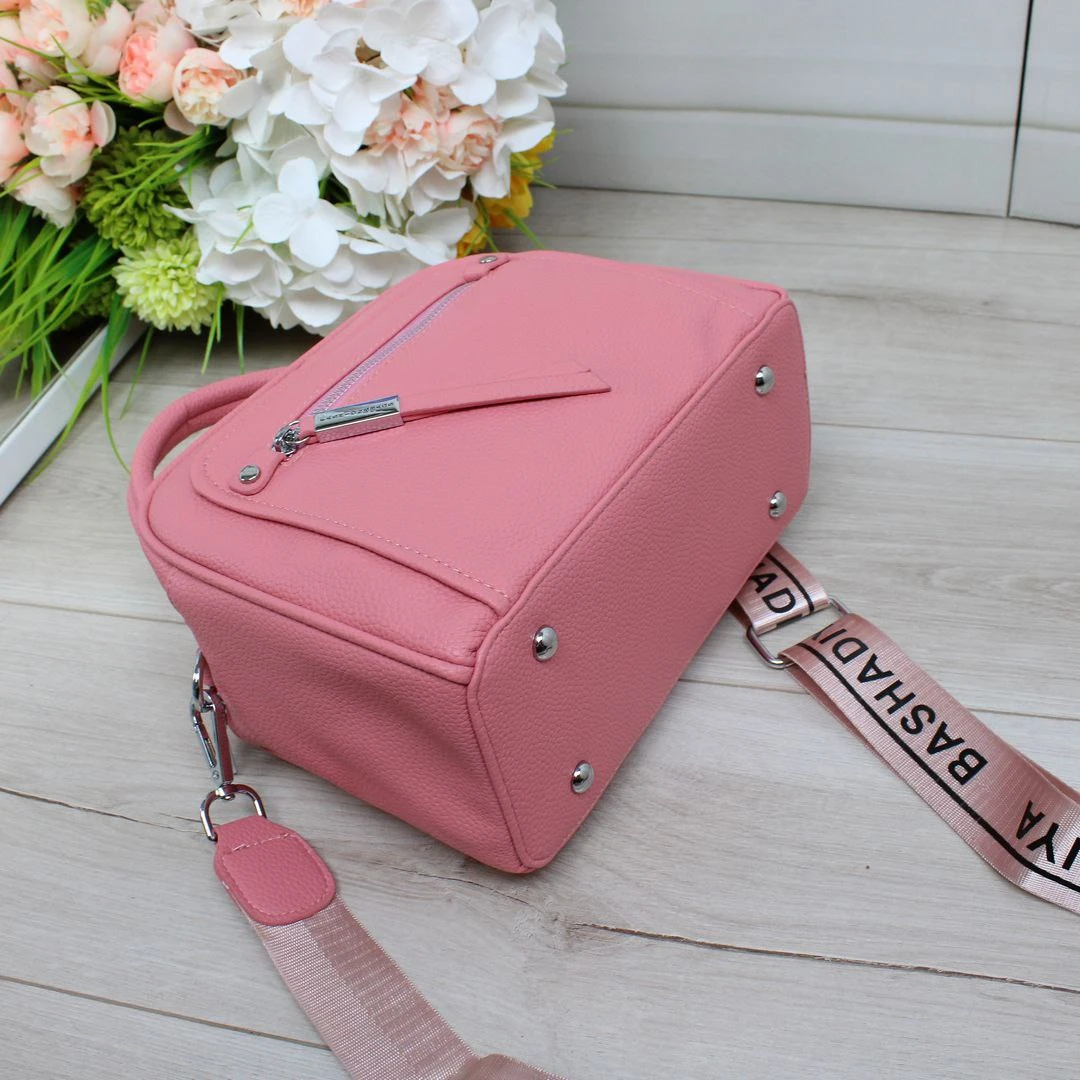 Жіноча пудрова сумка крос-боді з екошкіри люкс через плече