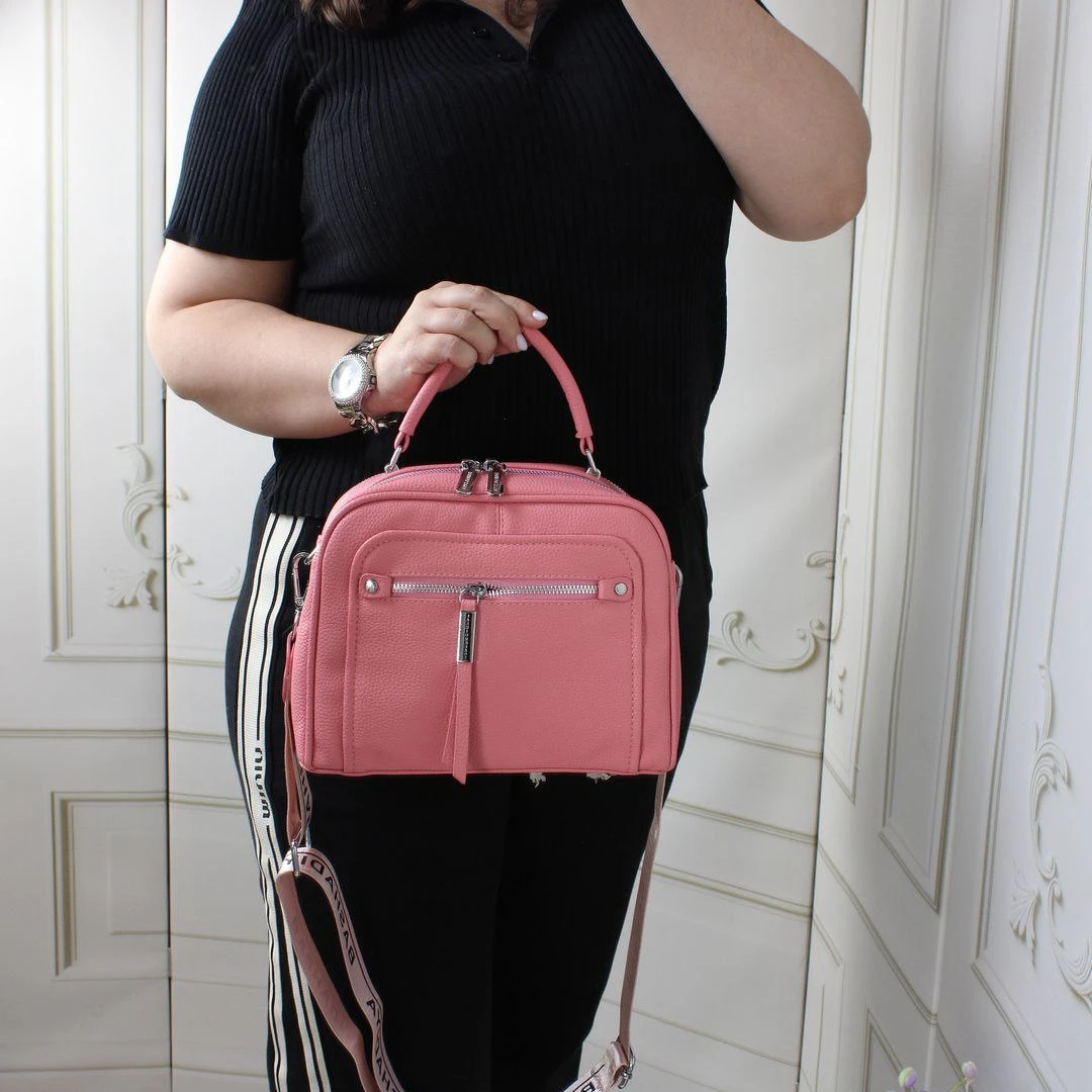 Жіноча пудрова сумка крос-боді з екошкіри люкс через плече