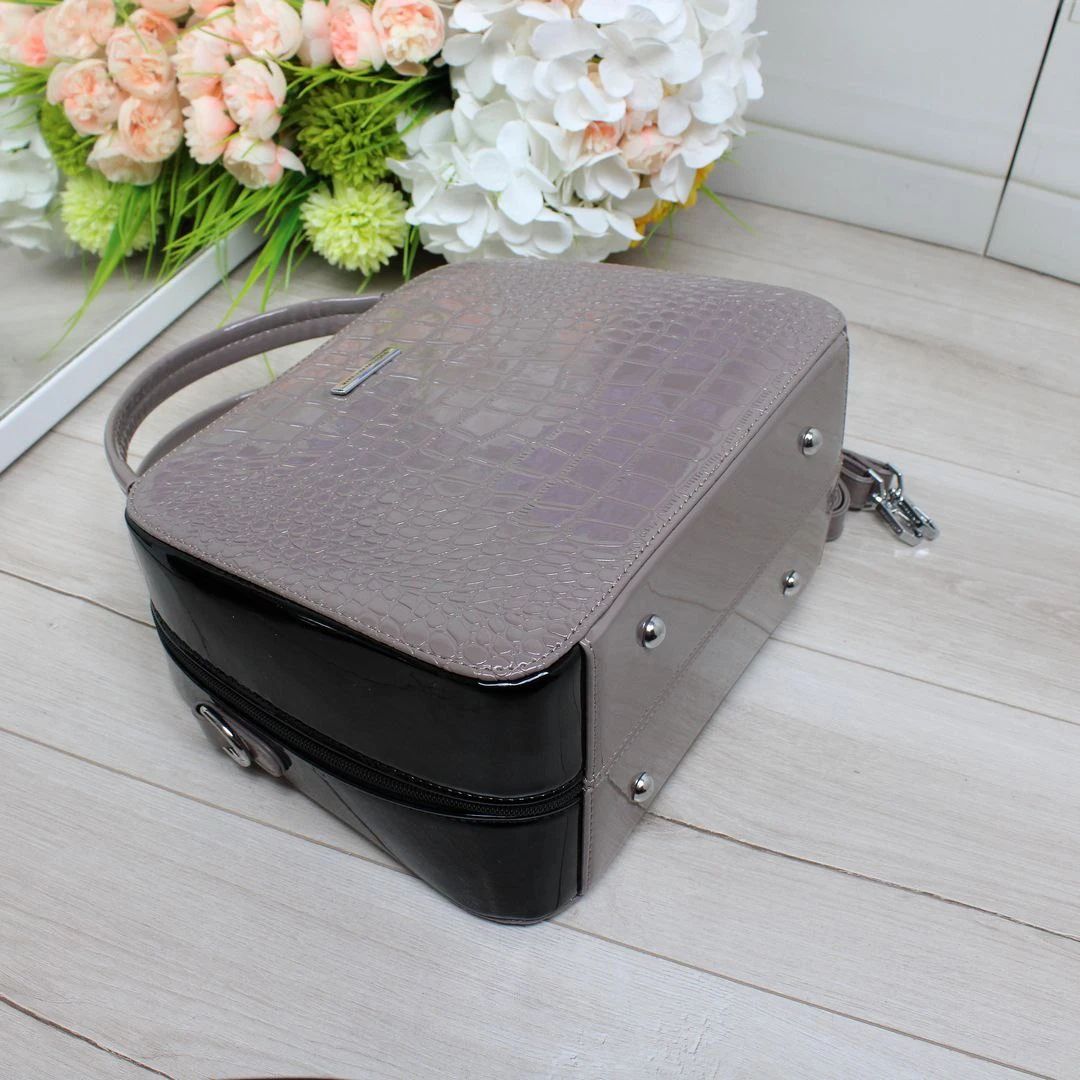 Жіноча сумка-саквояж мокко з екошкіри люкс через плече