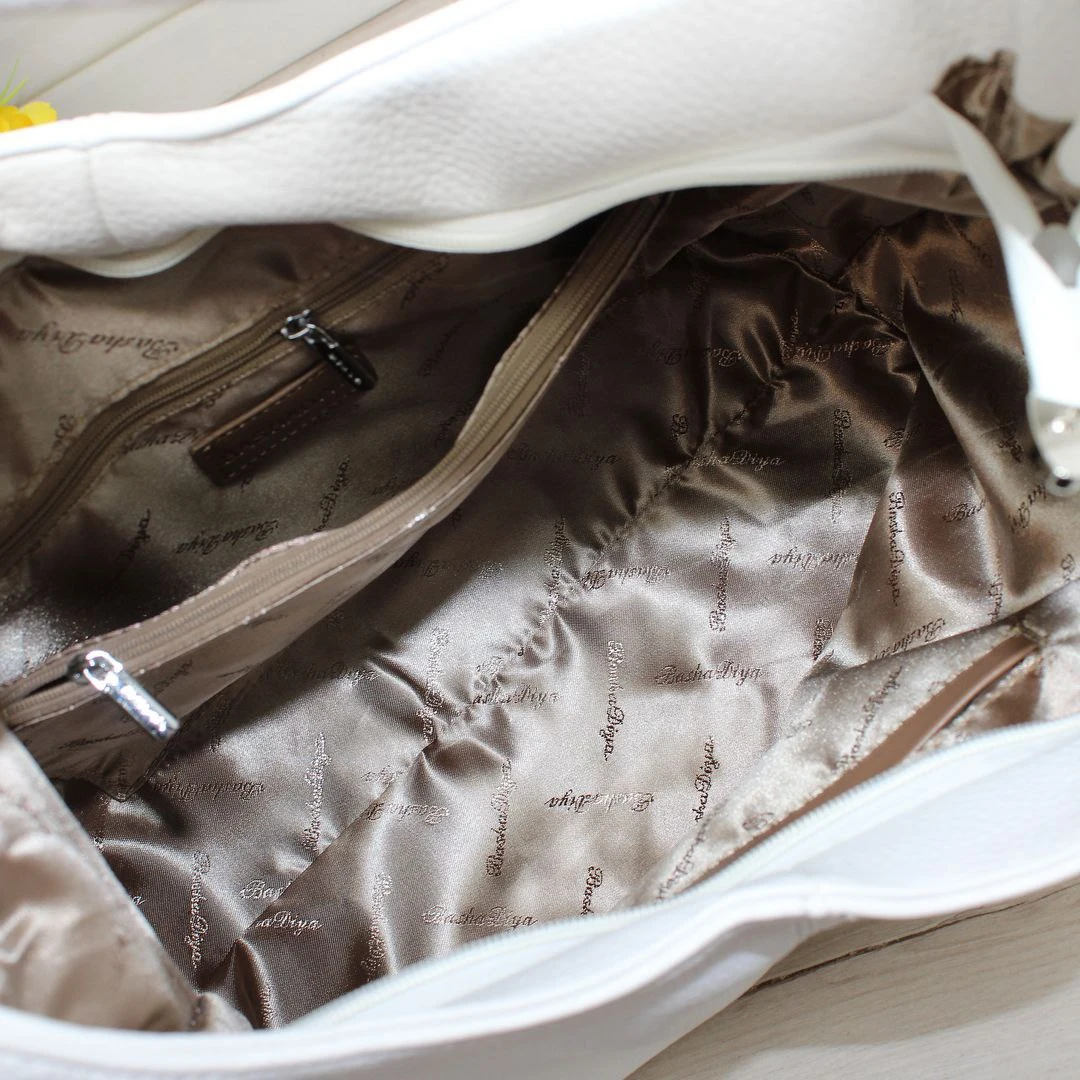 Жіноча біла сумка-хобо з екошкіри люкс формату A4