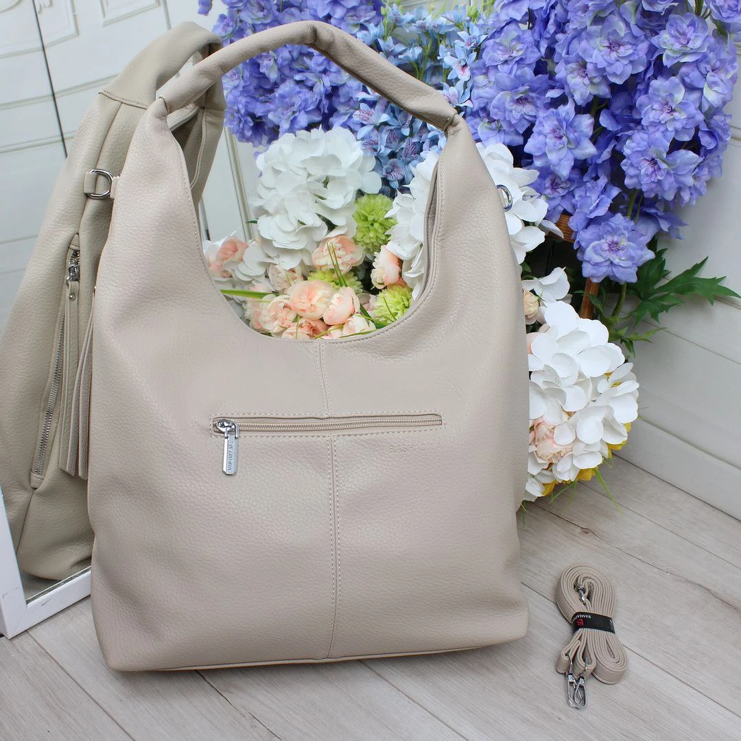 Жіноча бежева сумка-хобо з екошкіри люкс формату A4