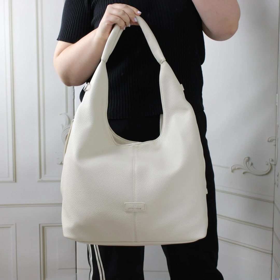 Жіноча молочна сумка-хобо з екошкіри люкс через плече A4