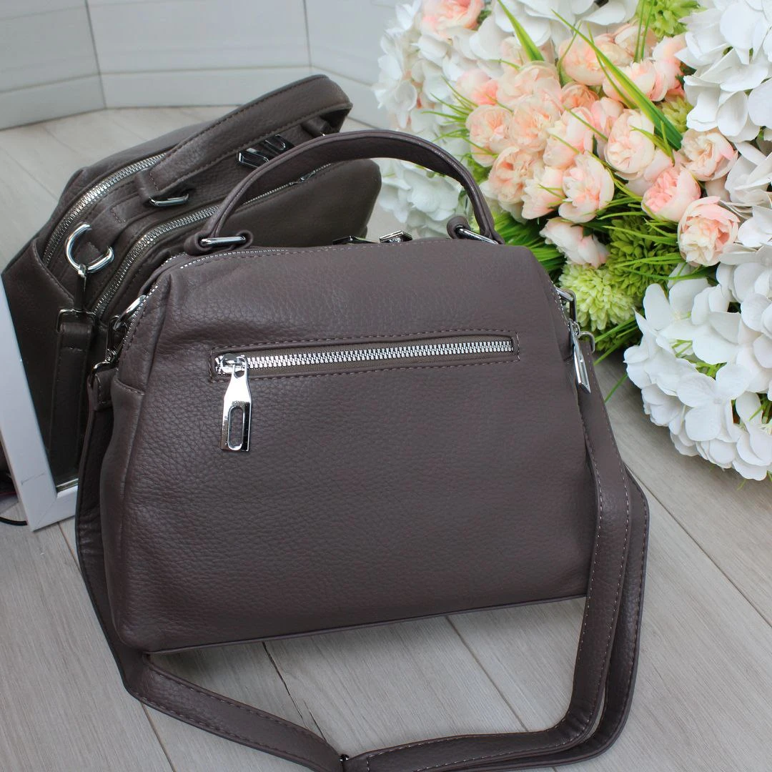 Жіноча сумка пильна троянда з екошкіри через плече