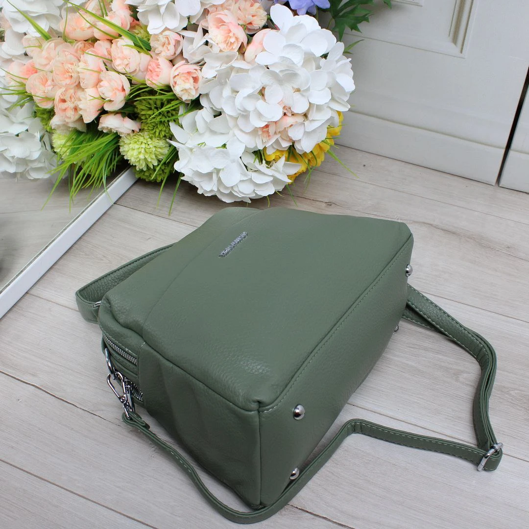 Жіноча фісташкова сумка з екошкіри через плече