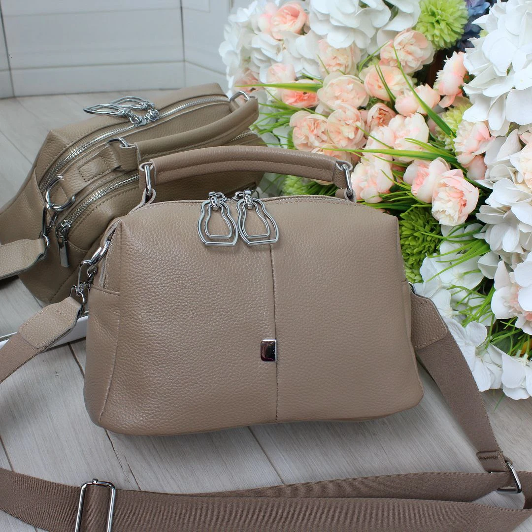 Жіноча бежева сумка через плече крос-боді з натуральної шкіри