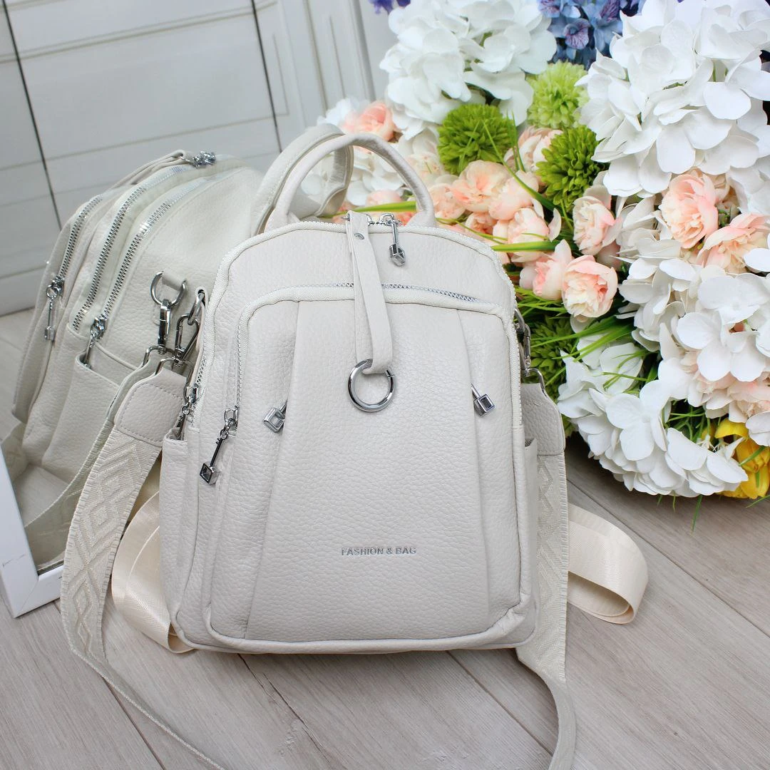 Жіноча молочна сумка-рюкзак з екошкіри 2-в-1