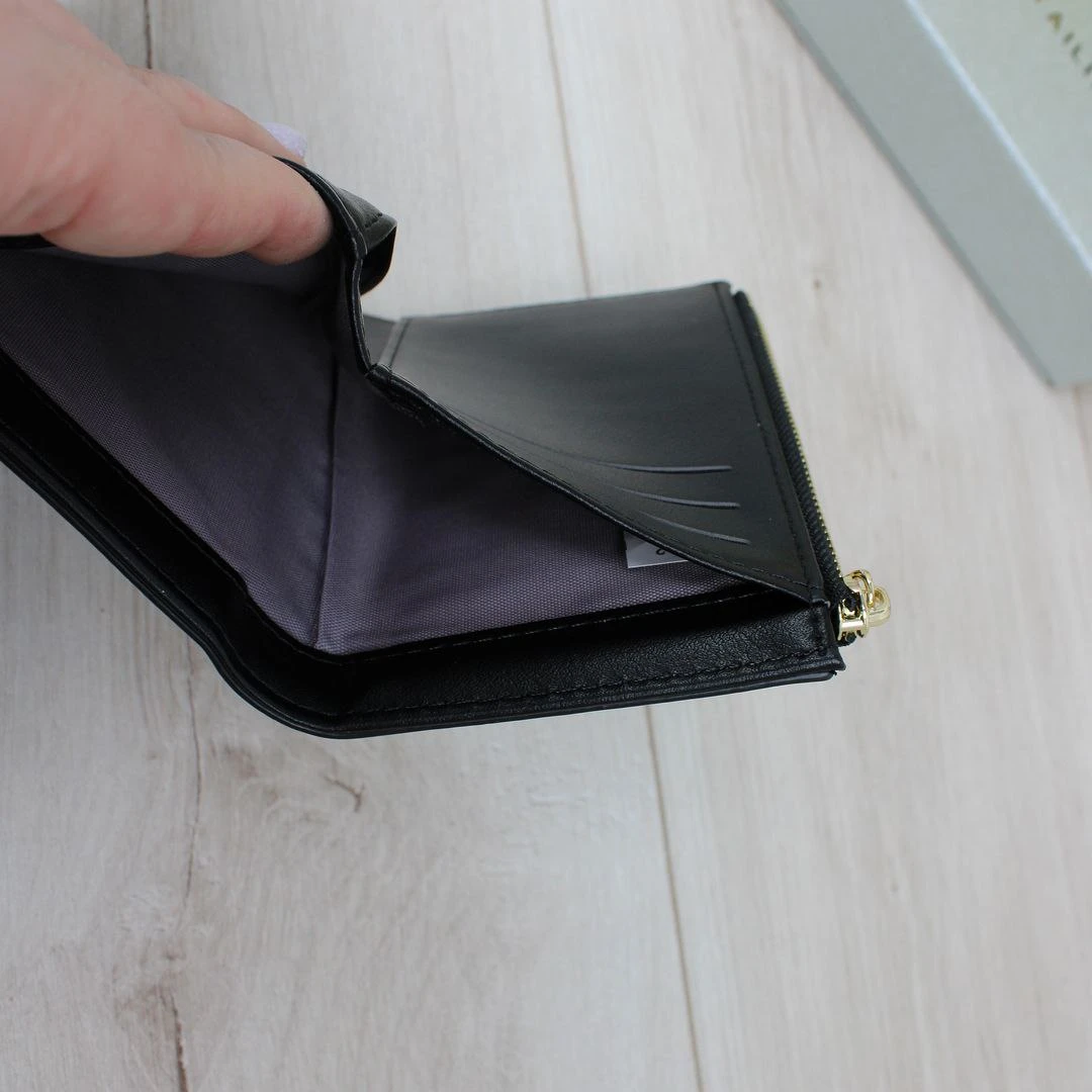 Жіночий чорний гаманець з екошкіри компактний у подарунковій коробці