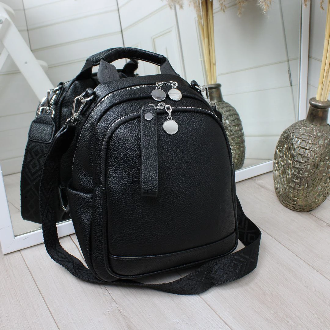 Жіноча чорна сумка-рюкзак трансформер з екошкіри