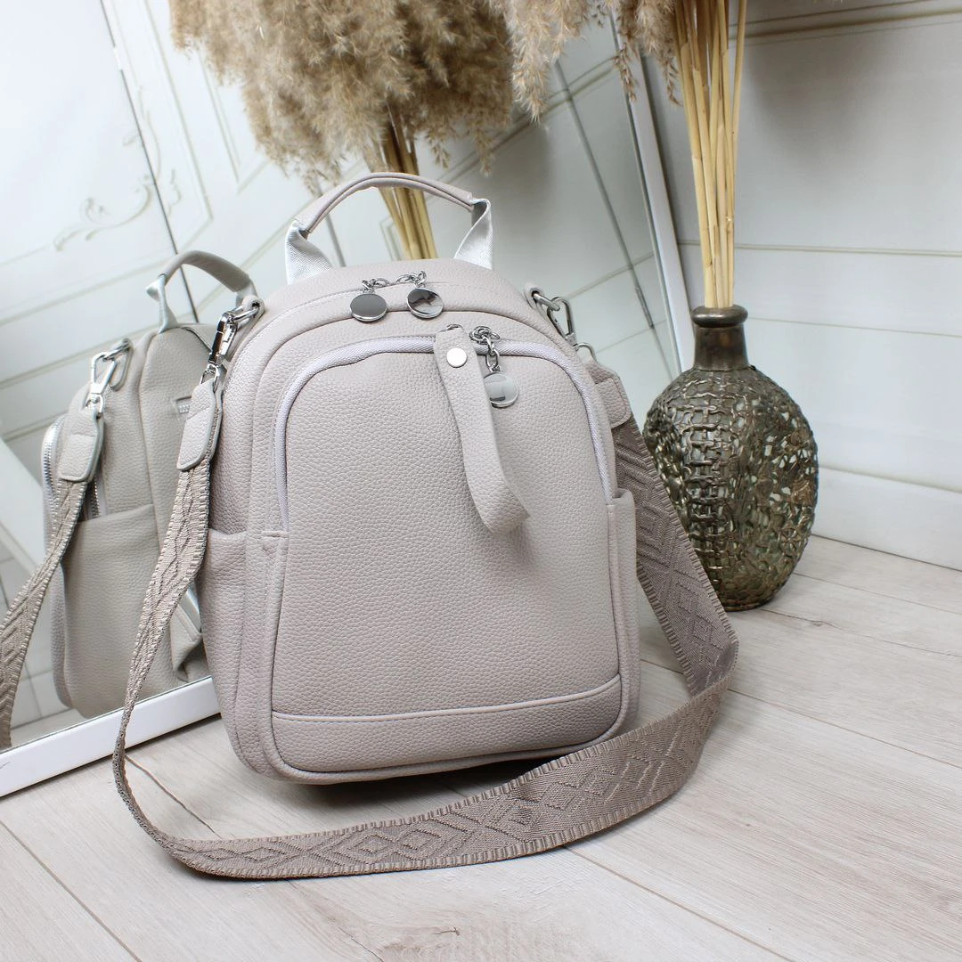 Жіноча сіро-лілова сумка-рюкзак трансформер із текстильним ремінцем