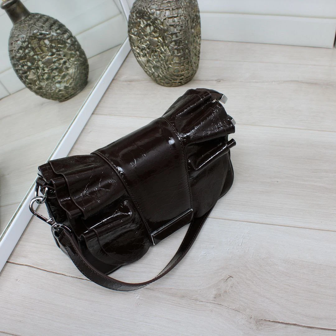 Жіноча шкіряна сумка Polina & Eiterou шоколадного кольору (ламаний лак)