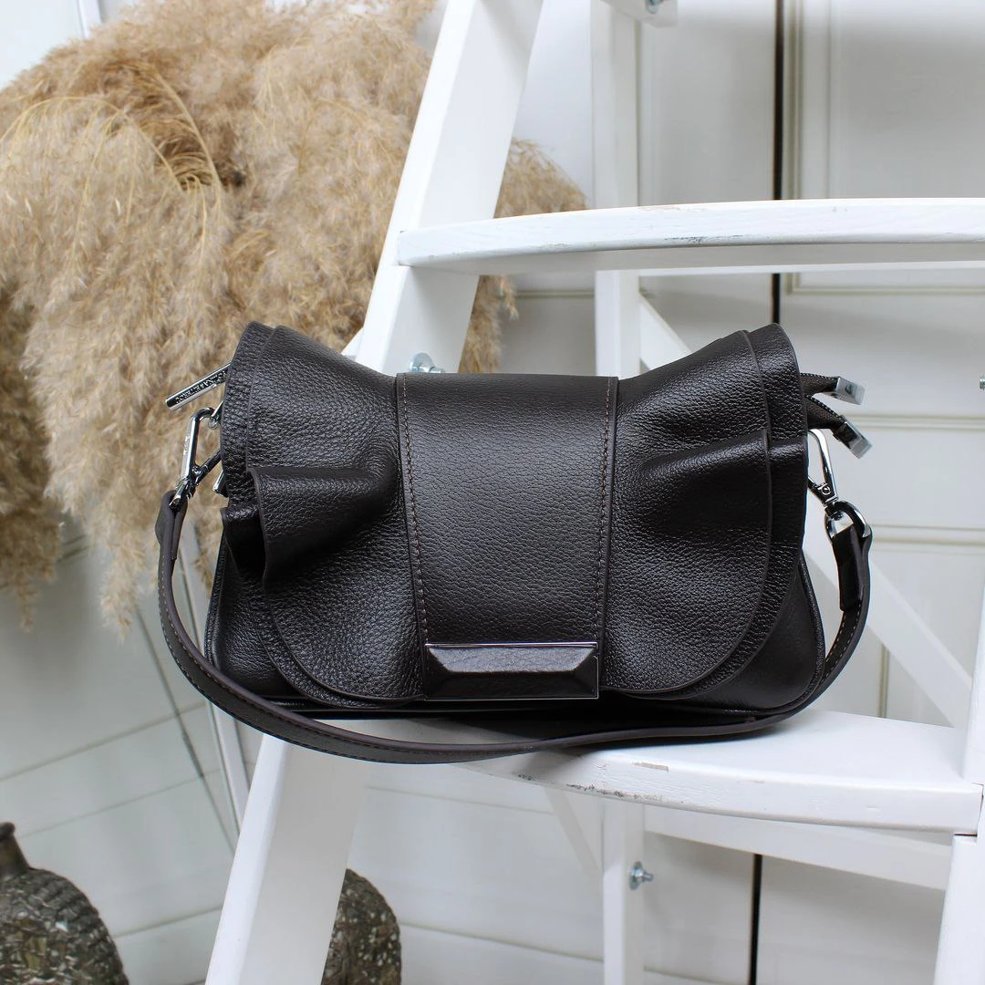 Жіноча шкіряна сумка Polina & Eiterou кольору шоколад