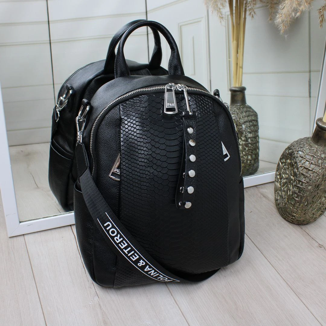 Чорна жіноча сумка-рюкзак Polina & Eiterou з натуральної шкіри