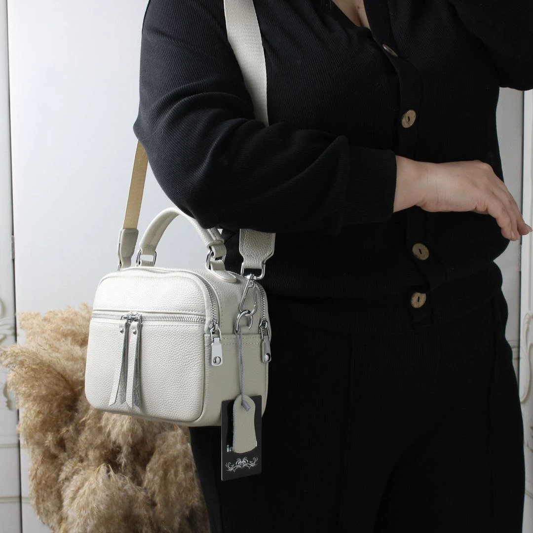 Жіноча молочна сумка через плече з натуральної шкіри крос-боді