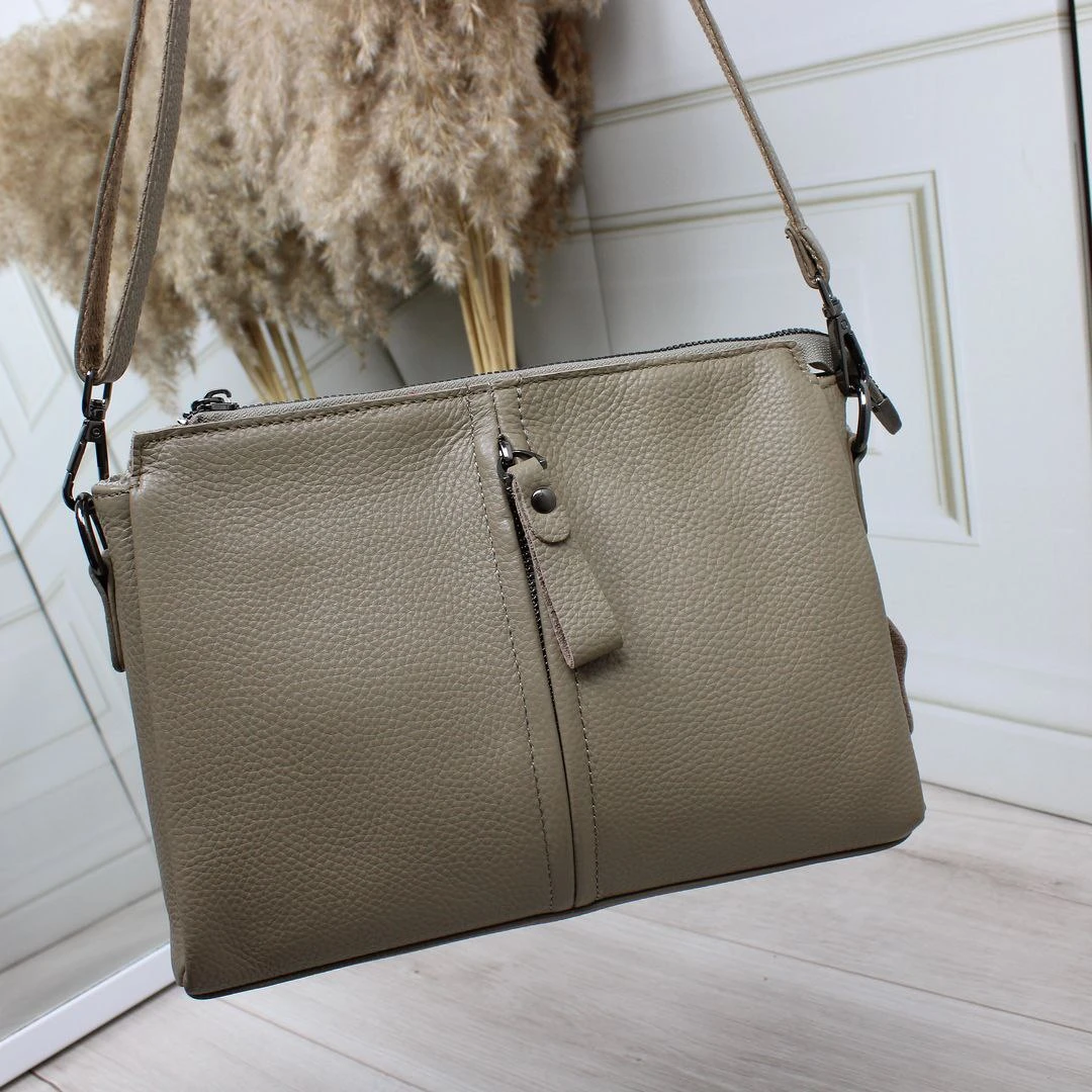 Жіноча бежева сумка через плече з натуральної шкіри крос-боді