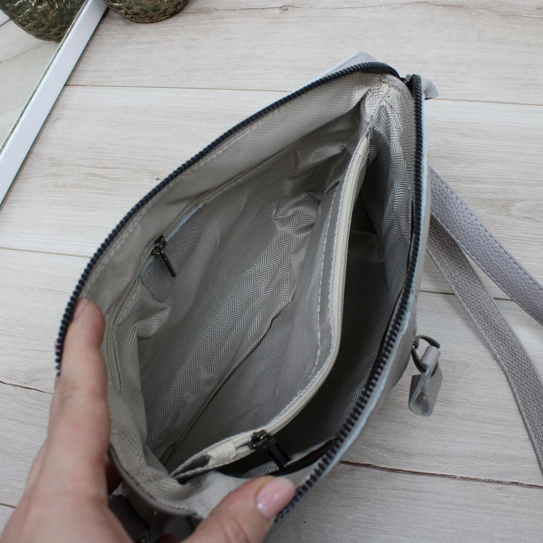 Жіноча сіра сумка через плече з натуральної шкіри крос-боді