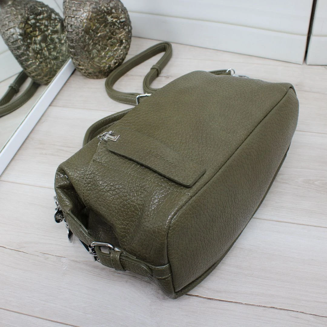 Жіноча сумка крос-боді через плече кольору хакі з екошкіри
