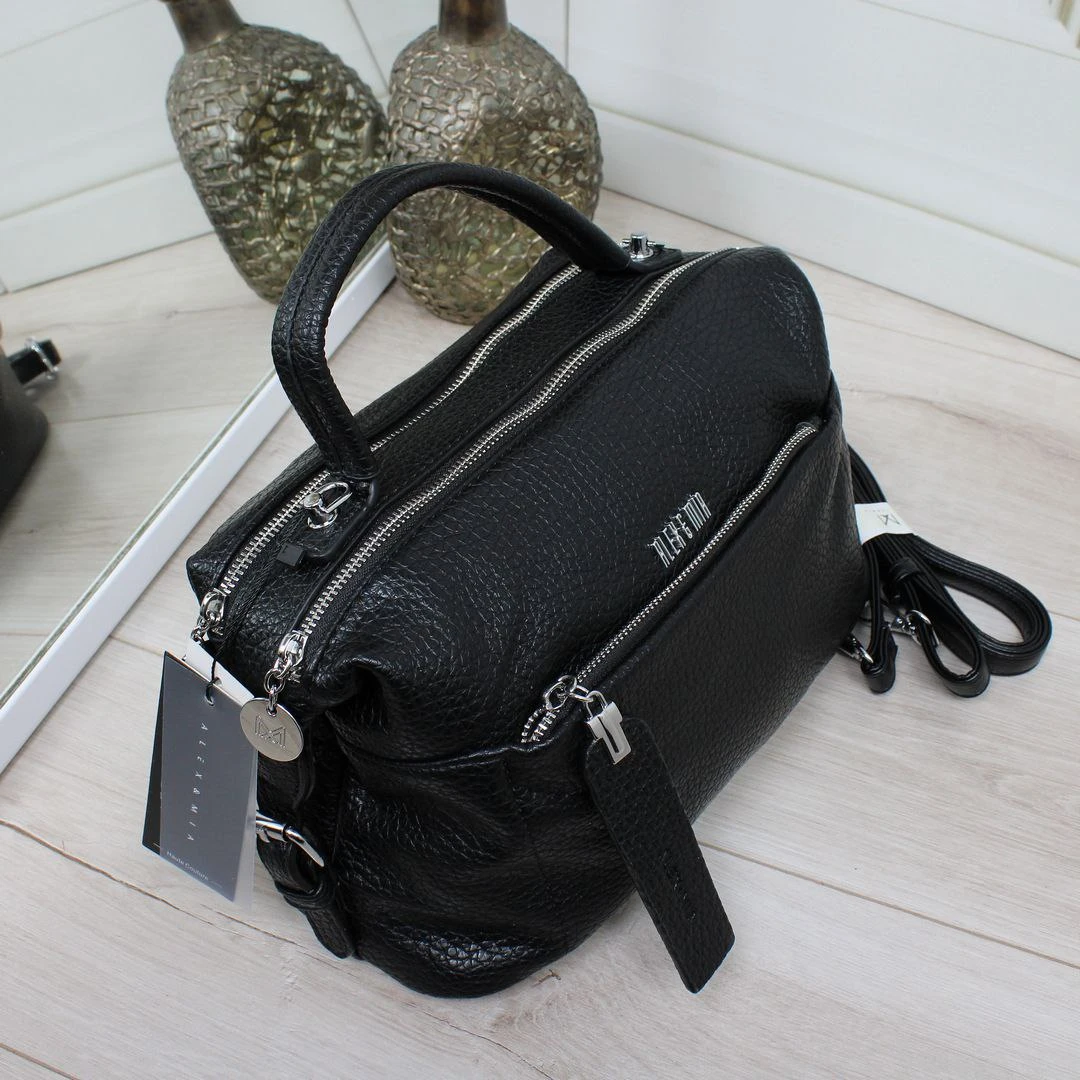 Чорна жіноча сумка крос-боді через плече з екошкіри