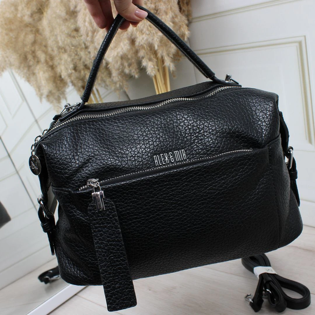 Чорна жіноча сумка крос-боді через плече з екошкіри