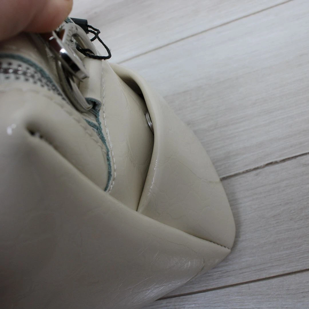 Жіноча молочна сумка через плече крос-боді з натуральної шкіри на два відділення