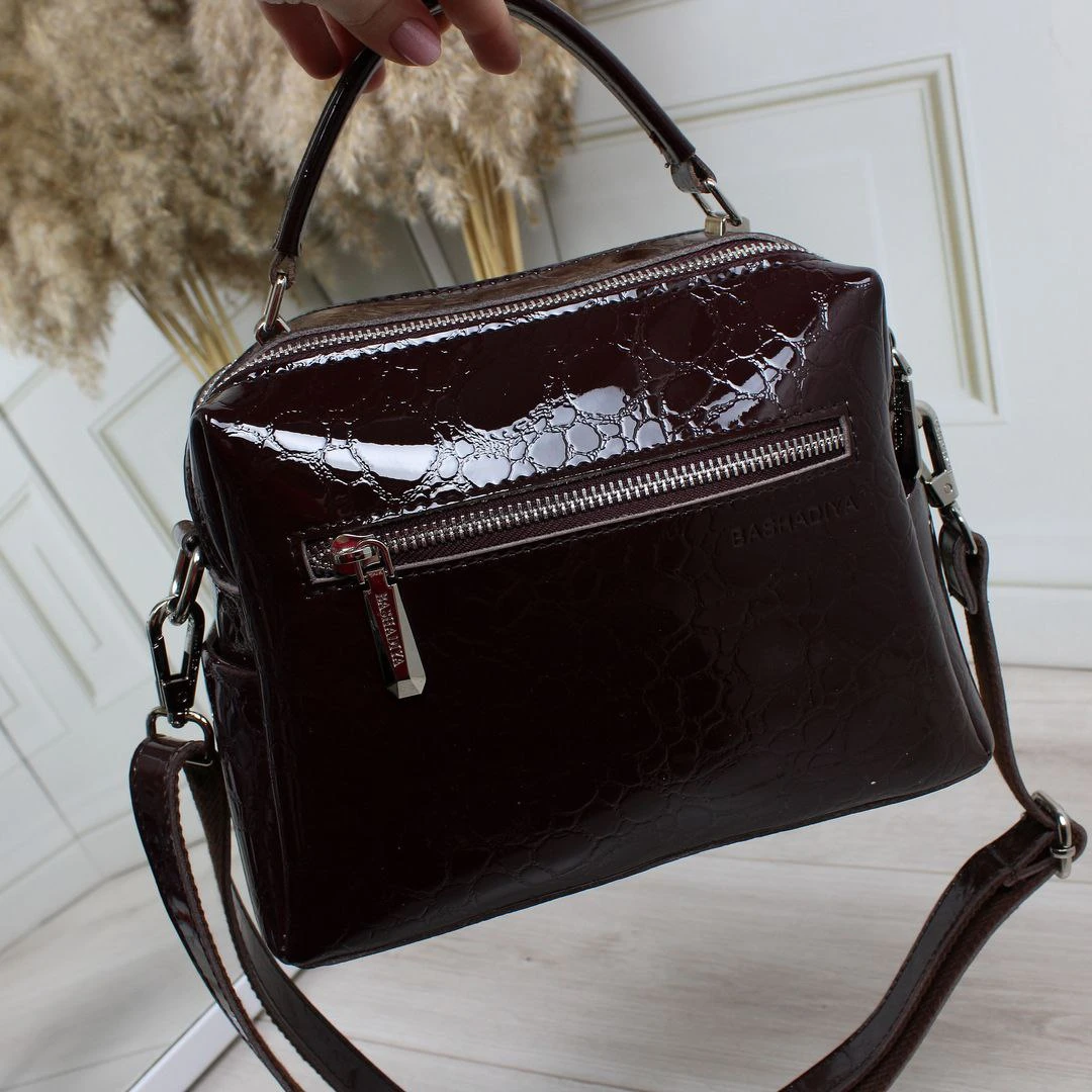 Жіноча бордова сумка через плече крос-боді з натуральної шкіри в глибокому кольорі