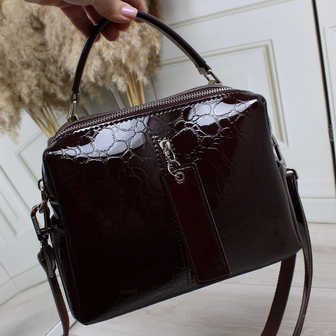 Жіноча бордова сумка через плече крос-боді з натуральної шкіри в глибокому кольорі