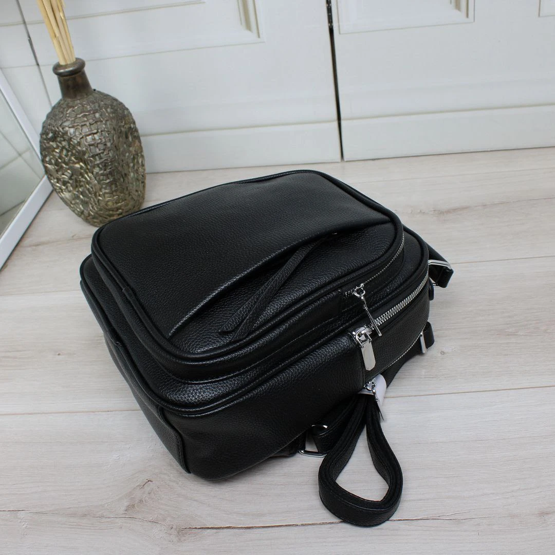 Чорна жіноча сумка-рюкзак із екошкіри трансформер на два відділення