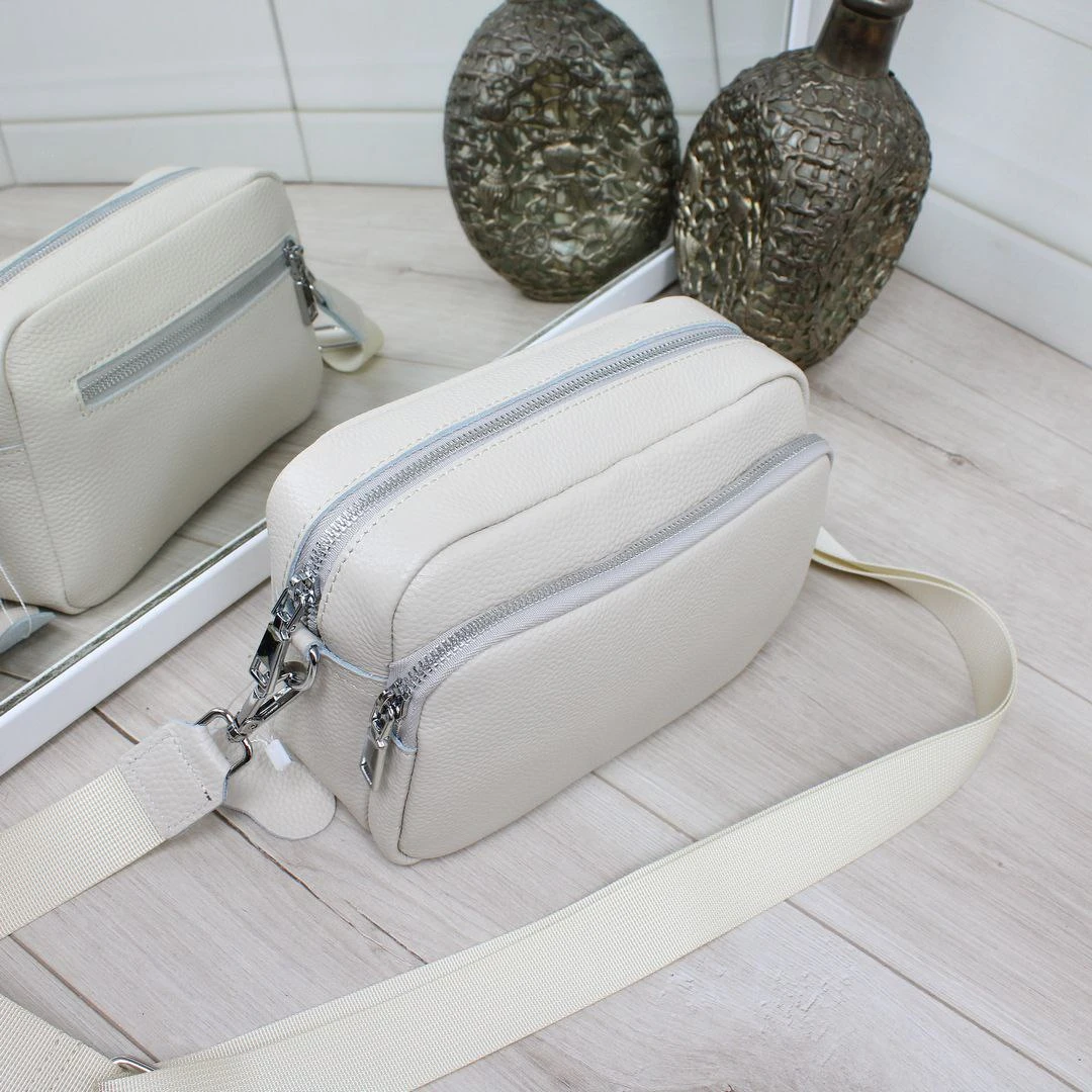 Жіноча молочна сумка крос-боді з натуральної шкіри на три відділення