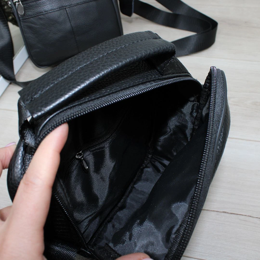 Чоловіча чорна сумка через плече з натуральної шкіри на 5 відділень