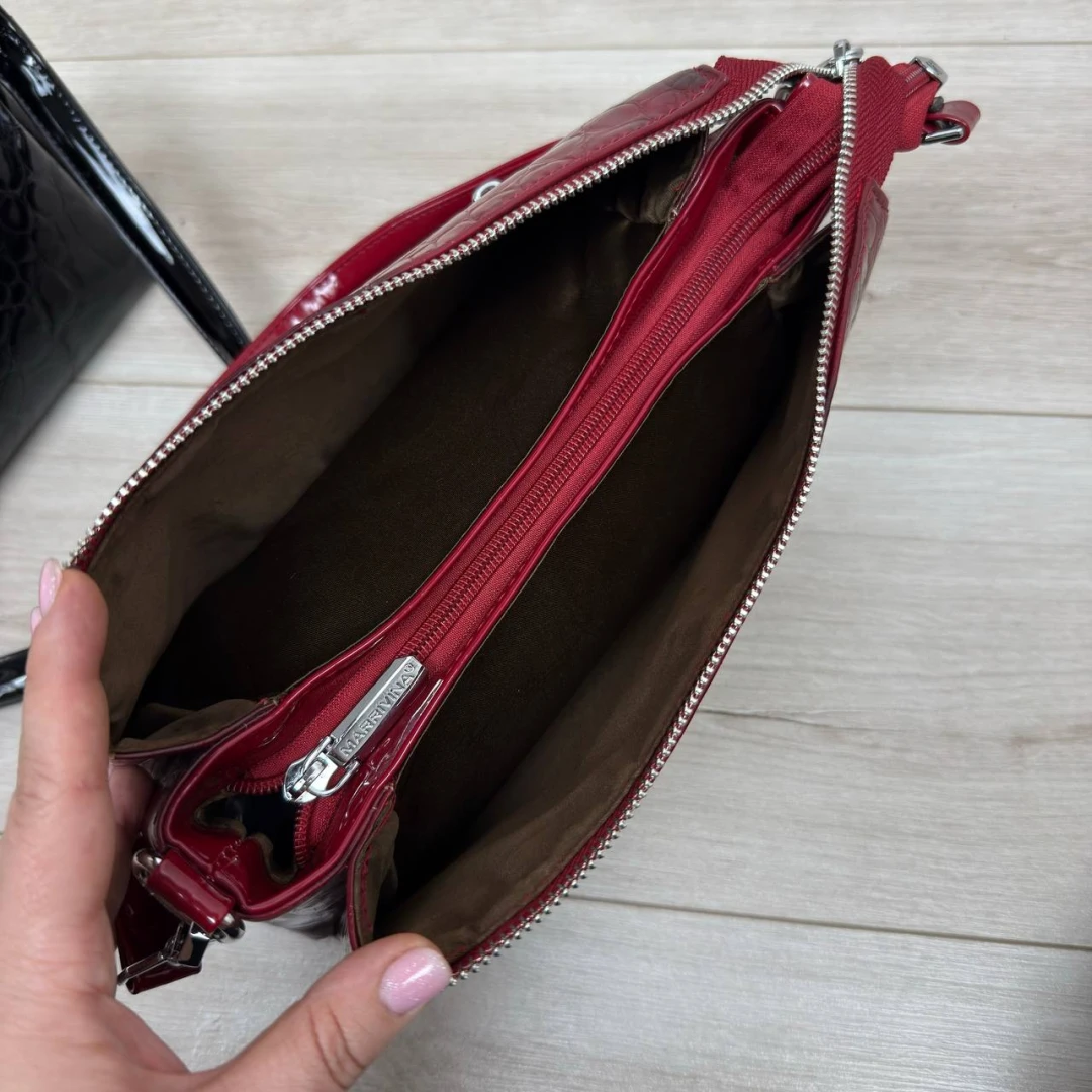 Червона лакова сумка через плече жіноча крос-боді на 3 відділення