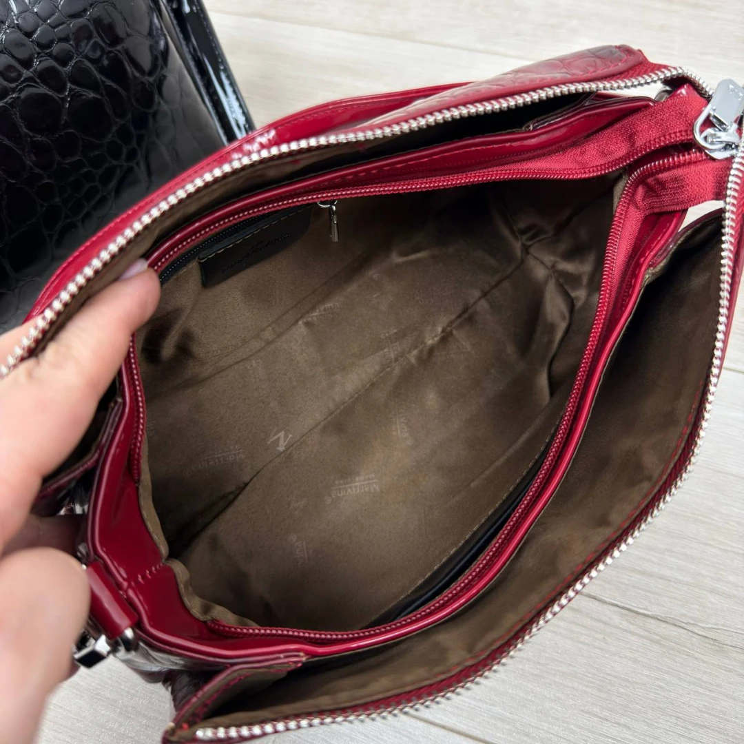 Червона лакова сумка через плече жіноча крос-боді на 3 відділення