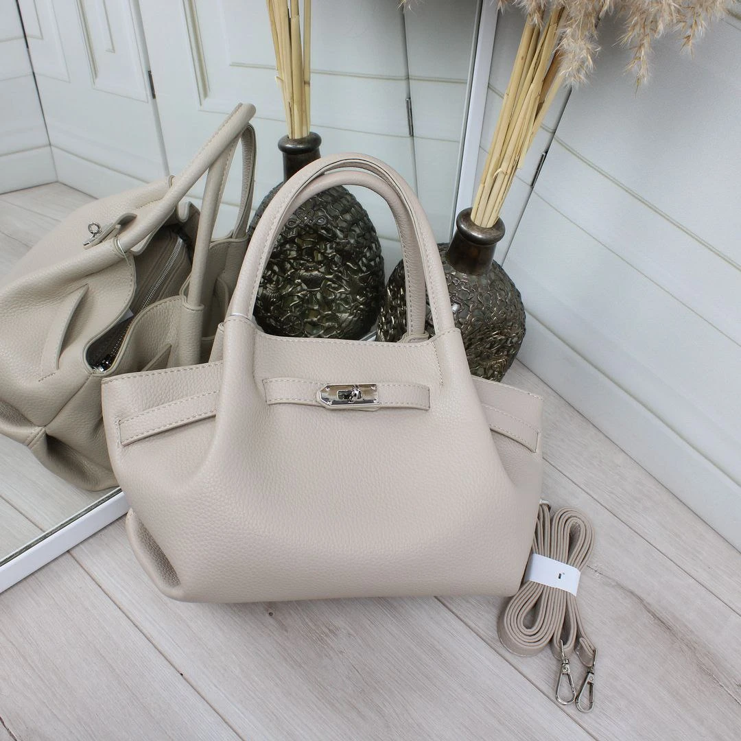 Жіноча бежева сумка через плече крос-боді з екошкіри з короткою ручкою