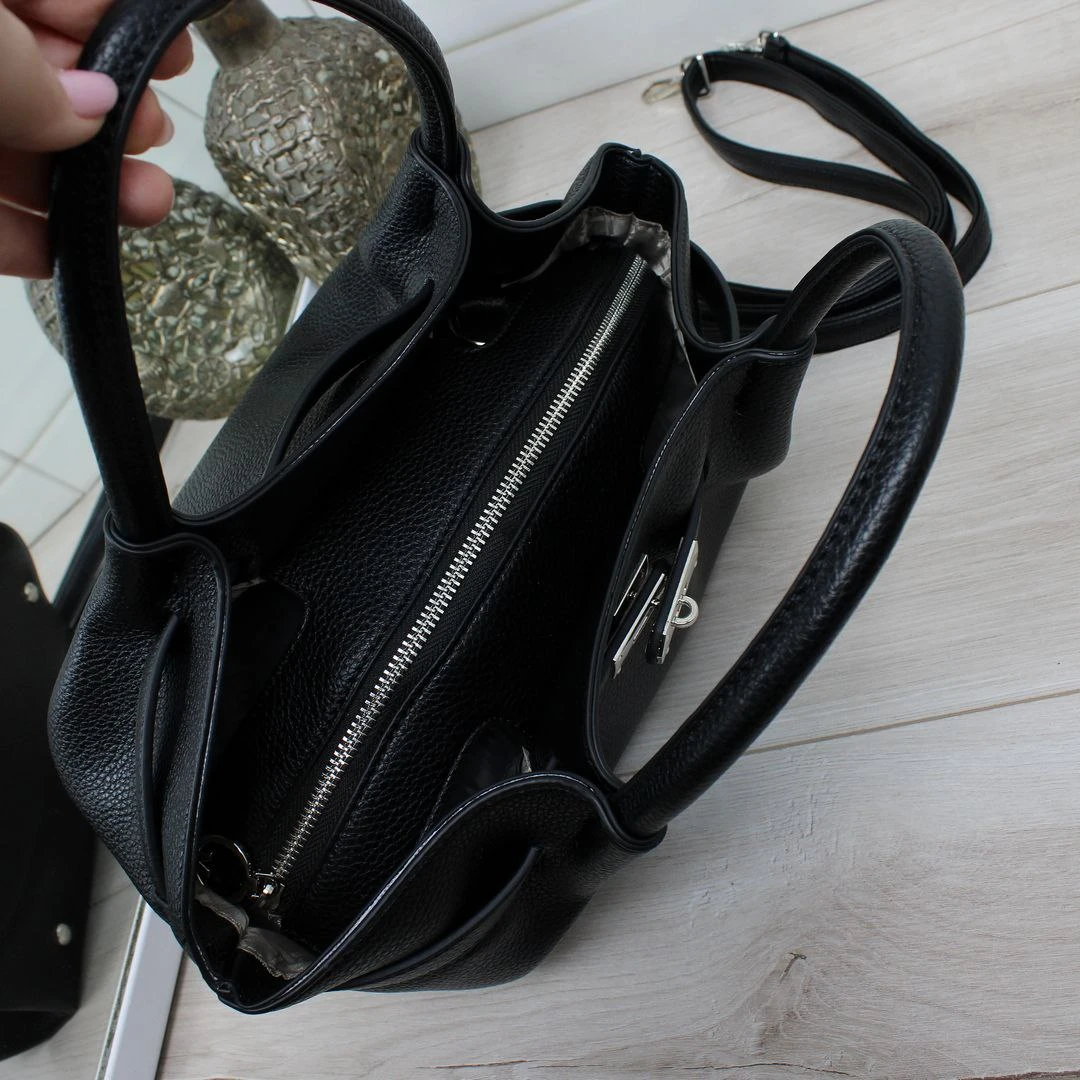 Чорна жіноча сумка через плече крос-боді з екошкіри на блискавці