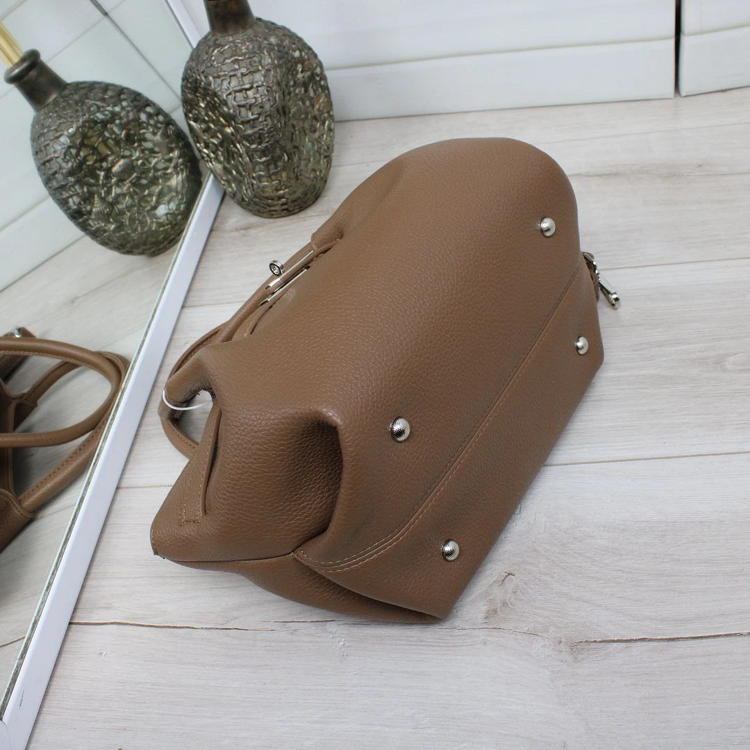 Жіноча коричнева сумка крос-боді через плече з екошкіри з ремінцем 135 см