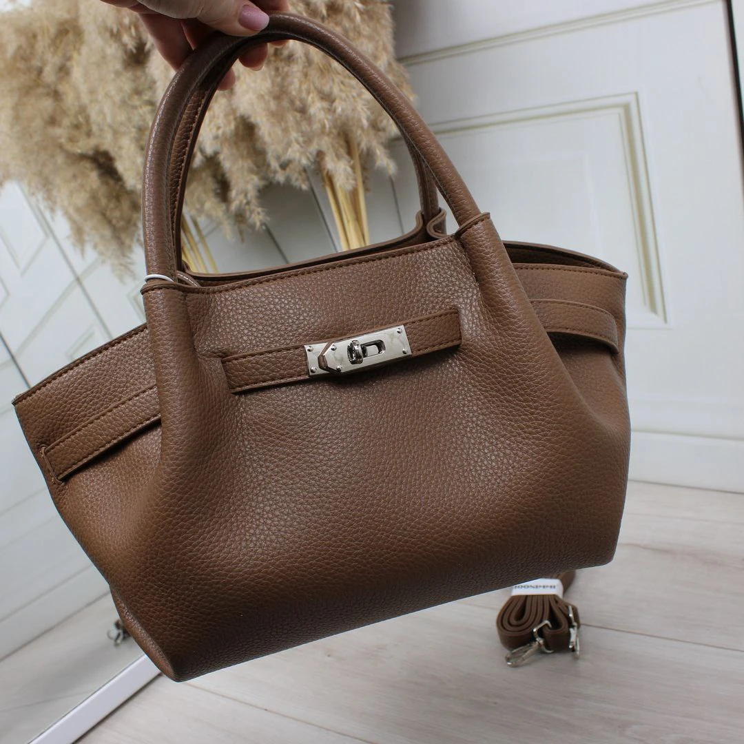 Жіноча коричнева сумка крос-боді через плече з екошкіри з ремінцем 135 см