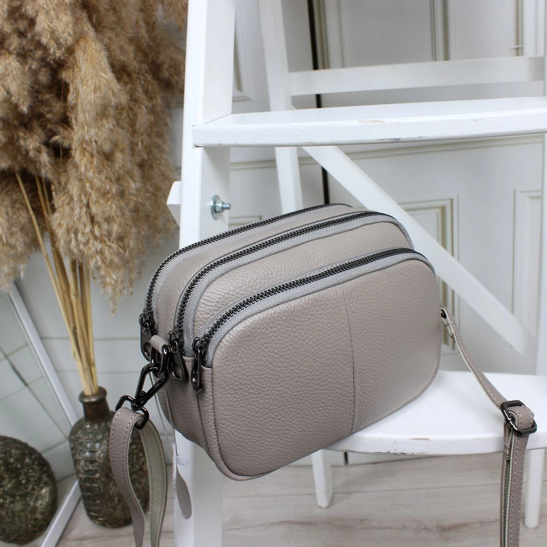 Бежева жіноча сумка через плече крос-боді з натуральної шкіри