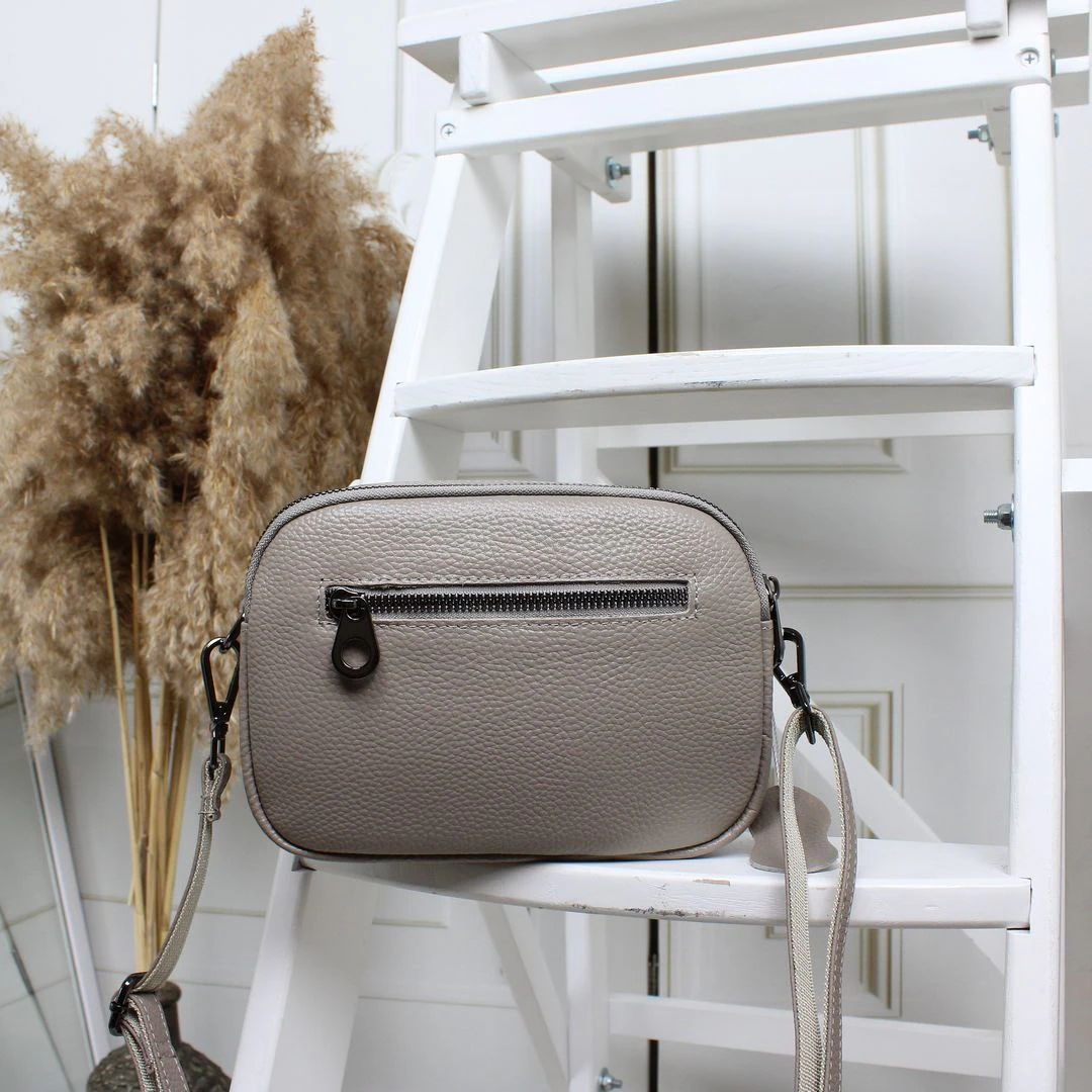 Бежева жіноча сумка через плече крос-боді з натуральної шкіри