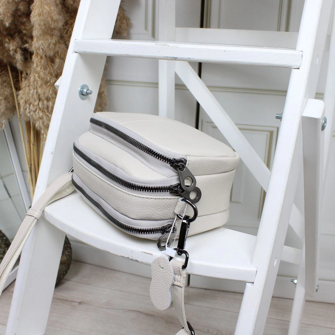 Жіноча молочна сумка крос-боді з натуральної шкіри на два відділення