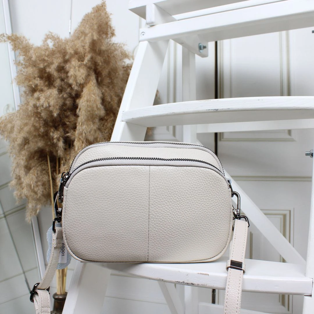 Жіноча молочна сумка крос-боді з натуральної шкіри на два відділення