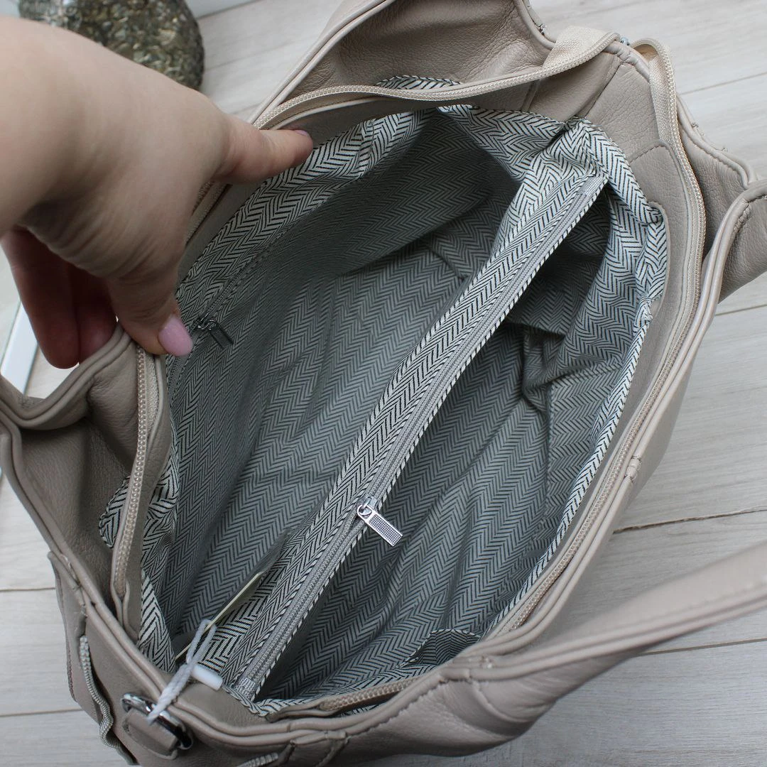 Бежева жіноча сумка тоут під формат А4 із регульованою формою