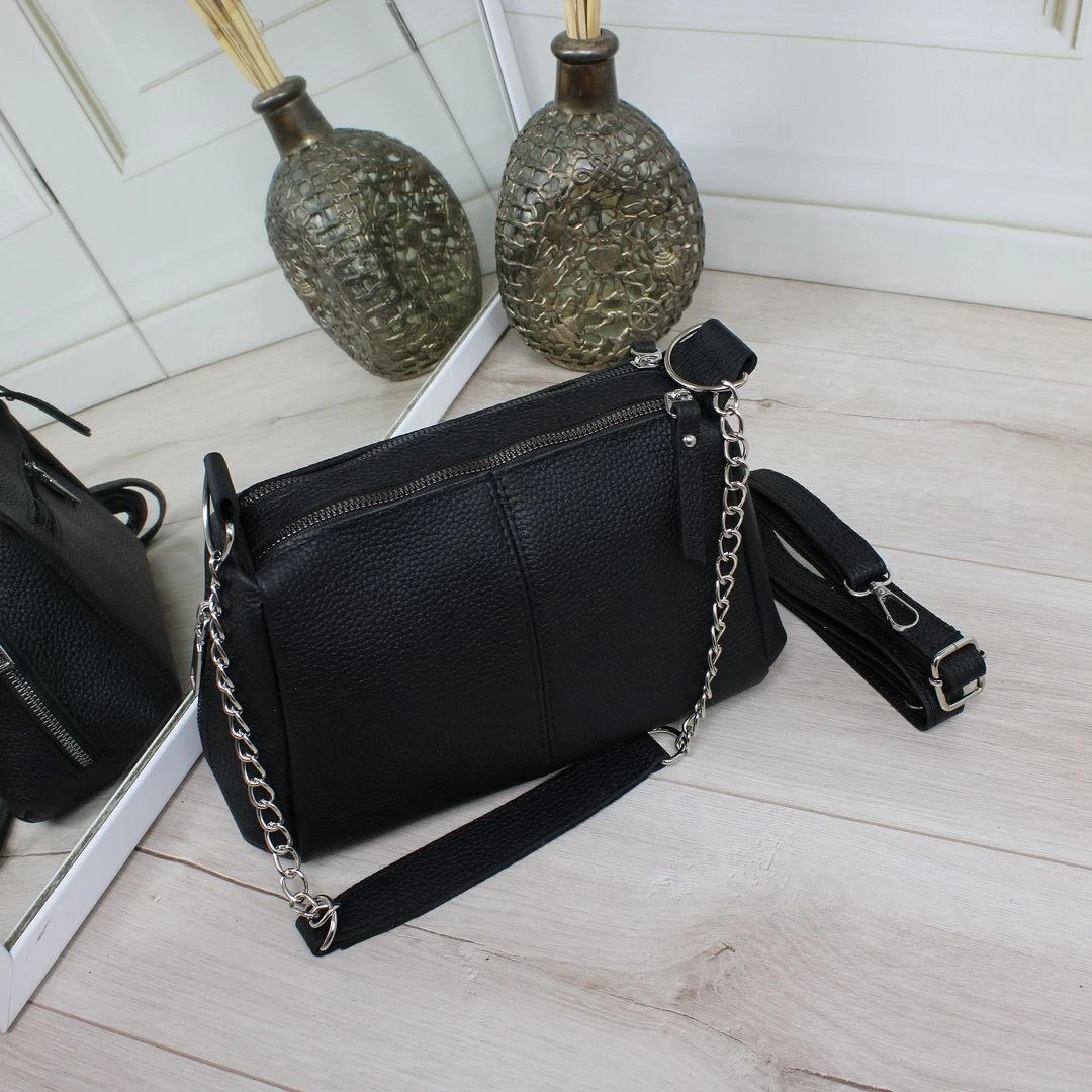 Жіноча чорна сумка крос-боді з натуральної шкіри з додатковими кишенями