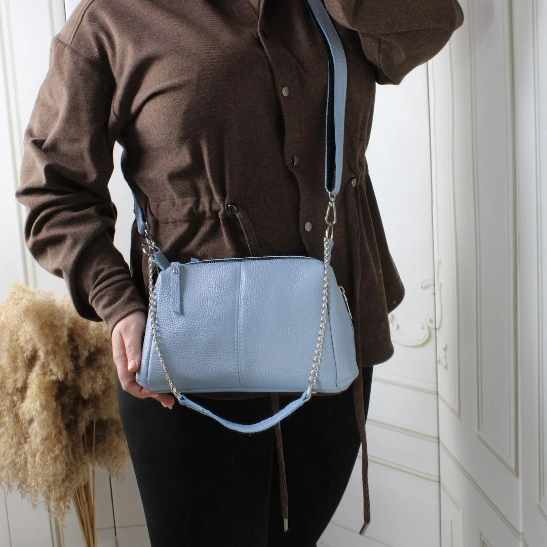 Блакитна жіноча сумка через плече з натуральної шкіри крос-боді