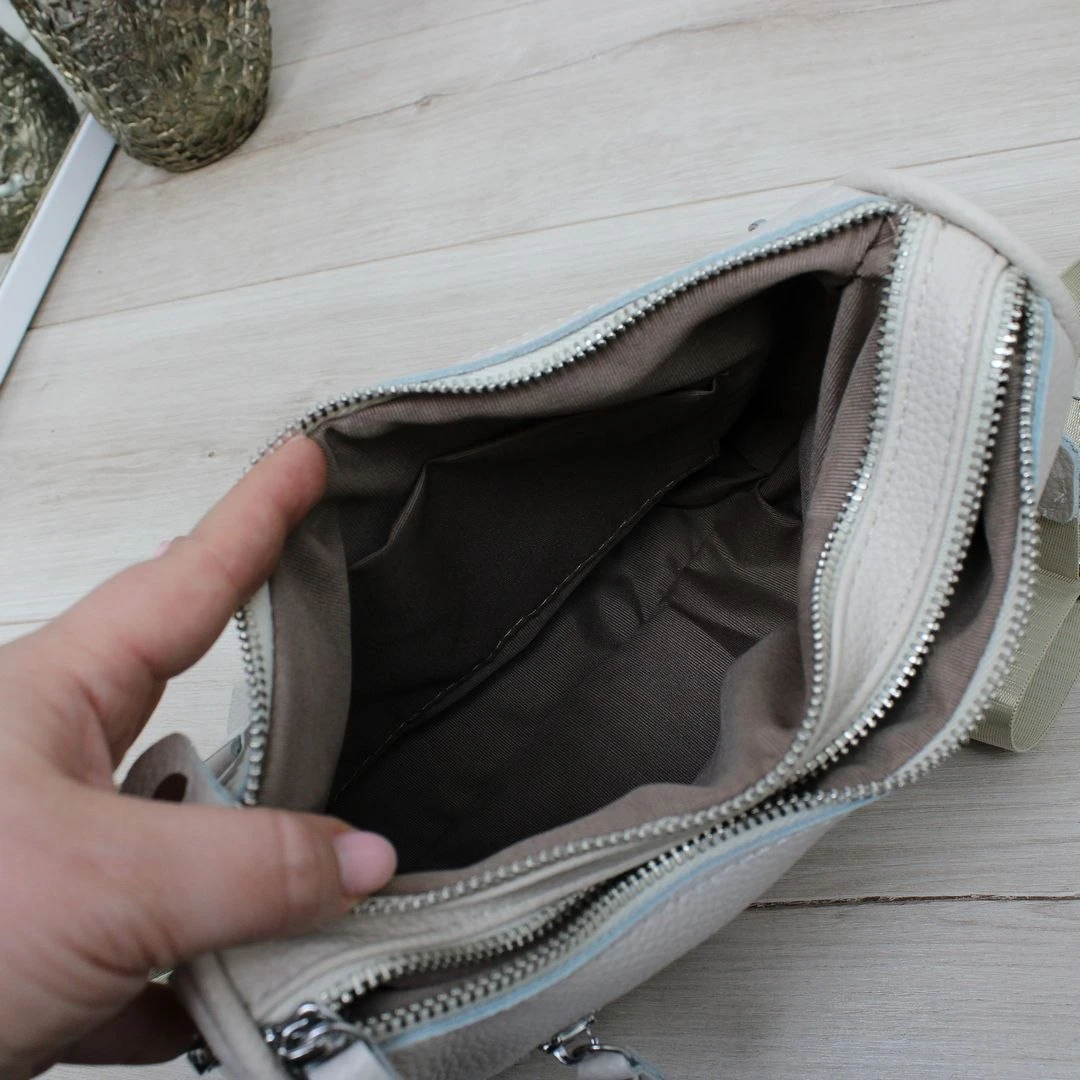 Жіноча молочна сумка через плече крос-боді з натуральної шкіри