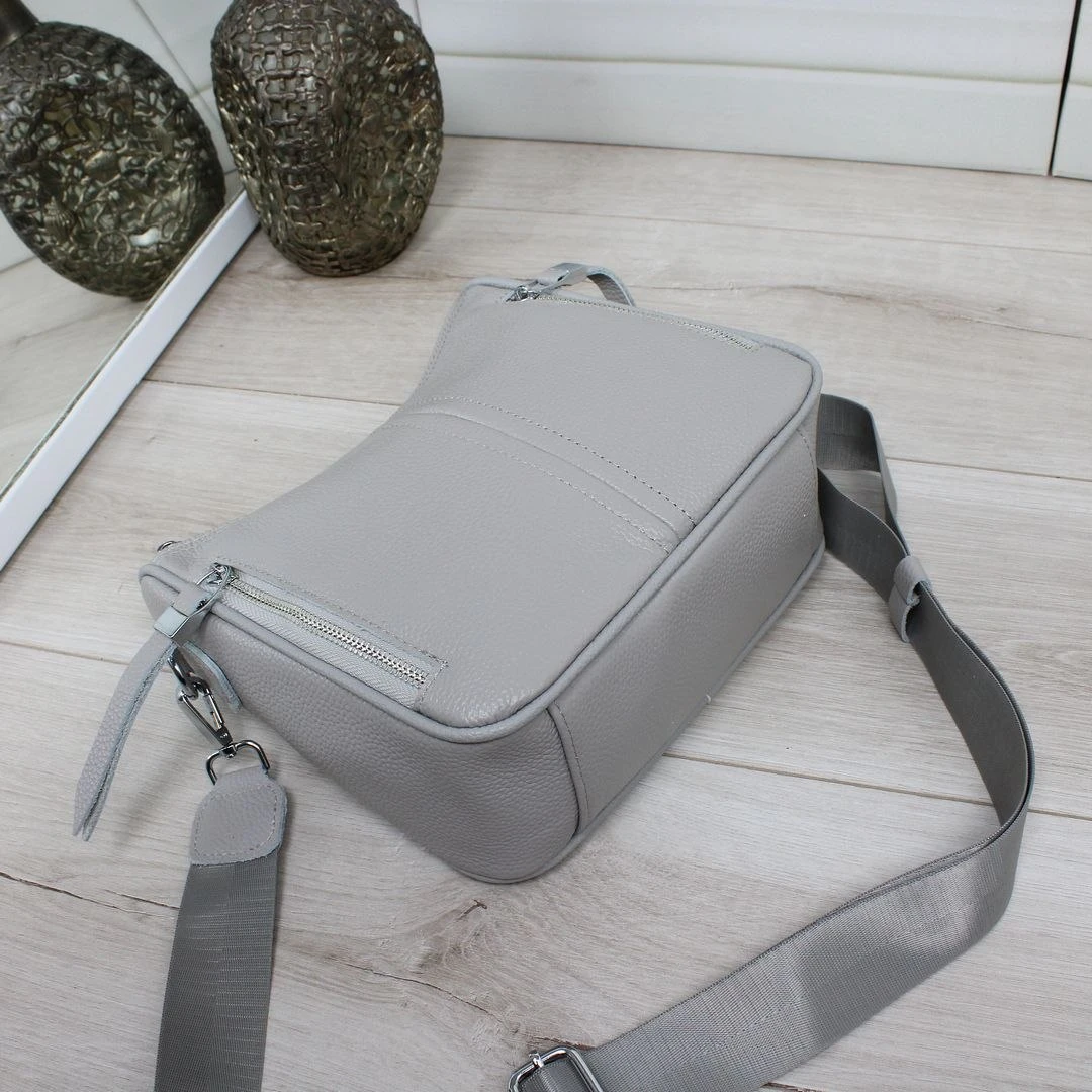 Жіноча сіра сумка через плече з натуральної шкіри крос-боді